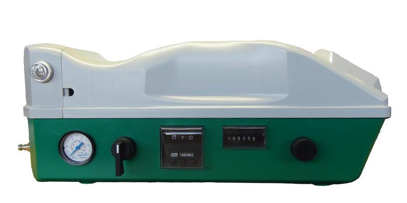 Pneumatic vaccinator