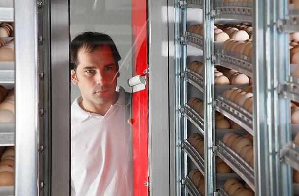 IKO Poland chooses SmartPro™ incubators from Pas Reform