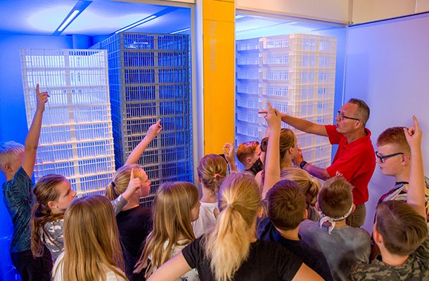 Special guest lecture for primary school children in Zeddam