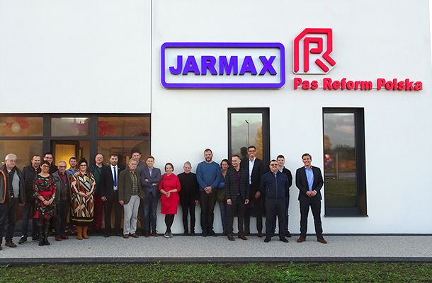 Royal Pas Reform在科希切日纳设立了其在波兰的总部。