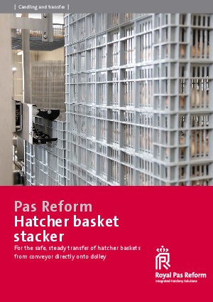 Hatcher basket stacker